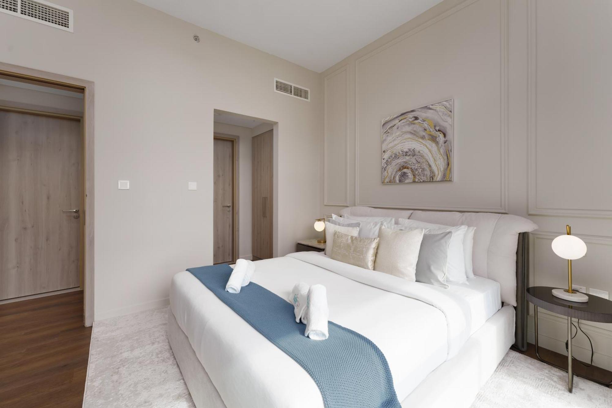 Your Modern Sophisticated In Hills Dubai